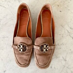 Tory Burch Metal Miller Suede Loafer River Rock/Gold size 8